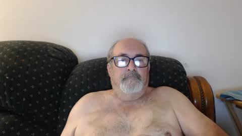 Snapshot of poppi_4u chatting on December 2024 05:42:02 AM poppi_4u online show from December 2024 05:42:02 AM