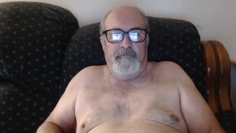 Snapshot of poppi_4u chatting on January 2025 09:55:02 AM poppi_4u online show from January 2025 09:55:02 AM