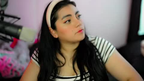 Poppy Kensington online show from May 2026 06:58:01 PM