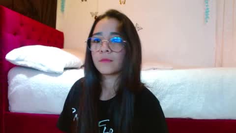 porcelainlux online show from February 2025 05:05:01 AM