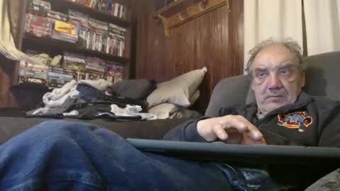 Snapshot of porkingit400 chatting on February 2025 04:39:02 AM porkingit400 online show from February 2025 04:39:02 AM