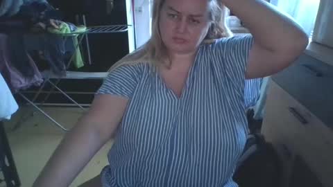 MelissOfficial online show from February 2025 03:23:02 PM