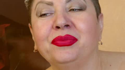 Snapshot of posh_lady chatting on December 2024 10:27:02 PM LADY POSH online show from December 2024 10:27:02 PM