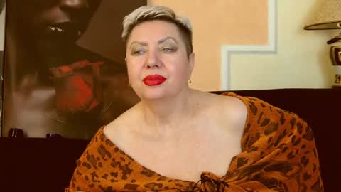 Snapshot of posh_lady chatting on December 2024 06:35:01 AM LADY POSH online show from December 2024 06:35:01 AM