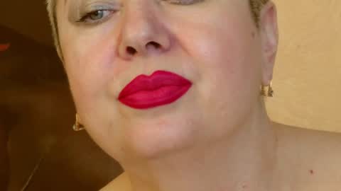 Snapshot of posh_lady chatting on January 2025 04:52:01 AM LADY POSH online show from January 2025 04:52:01 AM