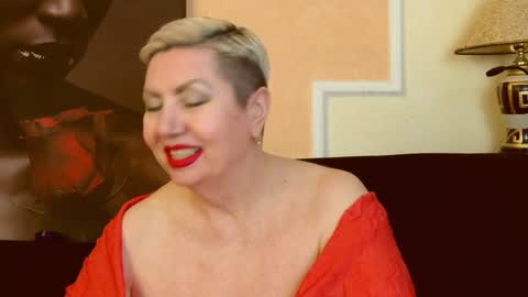 Snapshot of posh_lady chatting on January 2025 01:27:01 AM LADY POSH online show from January 2025 01:27:01 AM