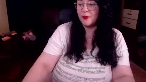 Snapshot of posh_mistress chatting on July 2026 06:07:01 AM PoshMistres online show from July 2026 06:07:01 AM