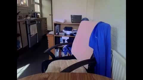 poshman65 online show from April 2026 09:33:02 AM