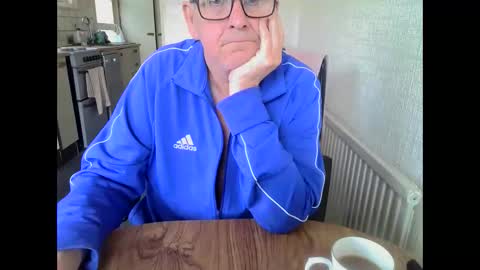 Snapshot of poshman65 chatting on June 2026 11:05:01 AM poshman65 online show from June 2026 11:05:01 AM