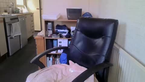 poshman65 online show from July 2026 09:48:01 AM