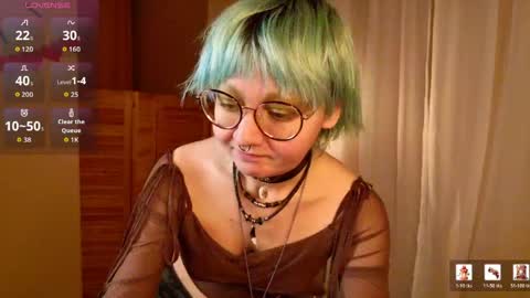 Snapshot of powderofgun chatting on May 2026 08:36:01 PM powderofgun online show from May 2026 08:36:01 PM