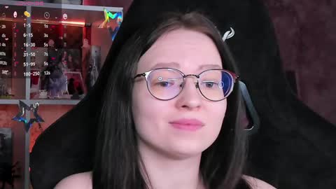 Robyn online show from April 2026 06:36:01 AM