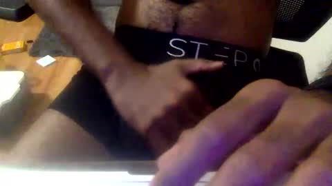 pradoman1234 online show from December 2025 08:08:01 AM