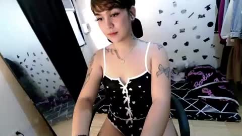 Precious online show from October 2025 02:41:01 AM