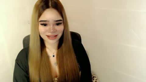 MAXXINE online show from March 2026 07:15:01 AM