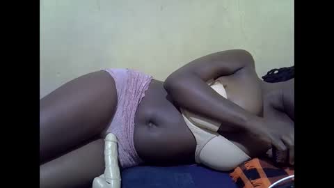 Snapshot of preetty_ebony_girl chatting on June 2026 03:34:01 AM Elizabeth online show from June 2026 03:34:01 AM