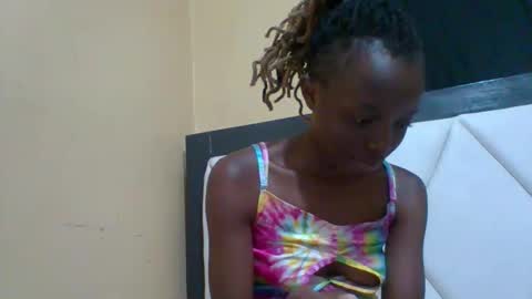 lynn online show from February 2026 09:19:01 PM