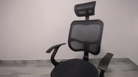 Plux online show from February 2025 05:34:02 AM