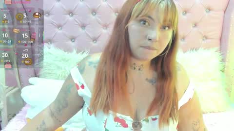 Pretti Violet online show from September 2025 01:29:02 AM