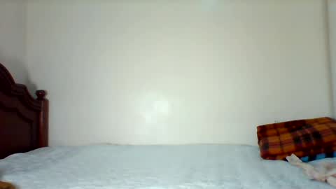 Snapshot of prettie_petitee chatting on July 2026 11:35:01 AM prettie_petitee online show from July 2026 11:35:01 AM