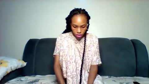 pretty253 online show from November 2025 05:59:01 PM