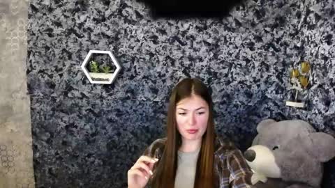 Snapshot of pretty_angell_ chatting on June 2026 06:30:01 AM anna online show from June 2026 06:30:01 AM