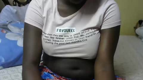 pretty_barbz online show from October 2025 06:46:02 AM