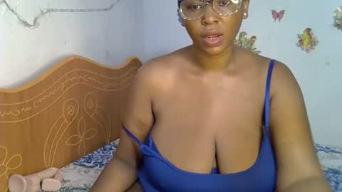 pretty_dey online show from November 2025 11:32:02 AM