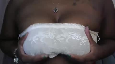 pretty_fel online show from November 2025 06:51:02 PM