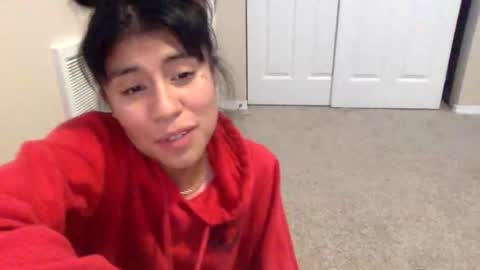 pretty_girl828687 online show from December 2025 05:01:02 AM