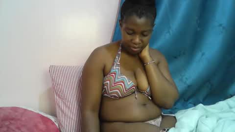 pretty_kylah online show from September 2025 04:12:02 PM