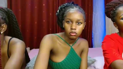 Pretty online show from February 2026 05:36:01 PM