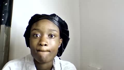pretty luv1 online show from June 2026 08:36:01 PM