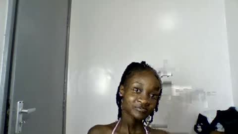 pretty luv1 online show from June 2026 11:42:02 AM