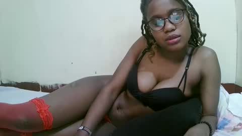 Snapshot of pretty_mellan chatting on February 2025 12:41:01 AM pretty_mellan online show from February 2025 12:41:01 AM