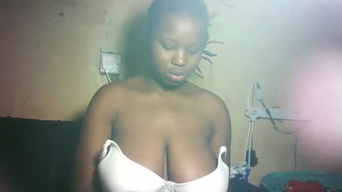 Snapshot of pretty_milan chatting on May 2026 11:59:02 AM pretty_milan online show from May 2026 11:59:02 AM