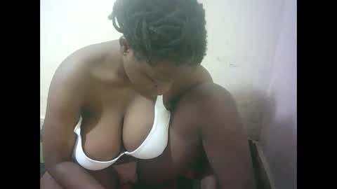 Snapshot of pretty_milan chatting on May 2026 06:09:02 AM pretty_milan online show from May 2026 06:09:02 AM