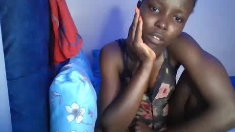 pretty_petite_ebony online show from March 2026 07:42:01 PM