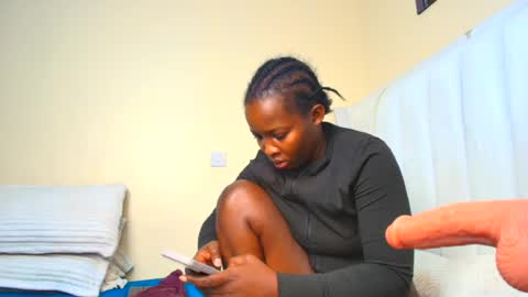 Snapshot of pretty_pussy2 chatting on July 2026 02:11:02 AM Essy online show from July 2026 02:11:02 AM