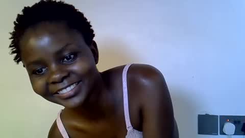 Snapshot of pretty_scooper chatting on May 2026 09:38:01 AM pretty_scooper online show from May 2026 09:38:01 AM