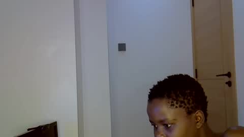 Snapshot of pretty_scooper chatting on June 2026 09:21:02 PM pretty_scooper online show from June 2026 09:21:02 PM