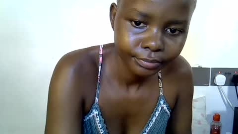 Snapshot of pretty_scooper chatting on June 2026 09:19:02 AM pretty_scooper online show from June 2026 09:19:02 AM