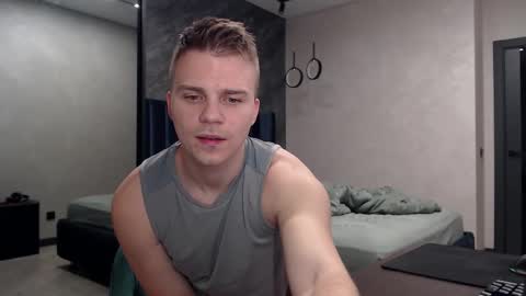 Justin online show from November 2025 03:38:02 PM