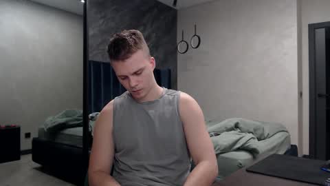 Justin online show from December 2025 05:08:02 PM