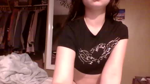 Snapshot of prettybaby22 chatting on January 2025 04:14:02 AM prettybaby22 online show from January 2025 04:14:02 AM