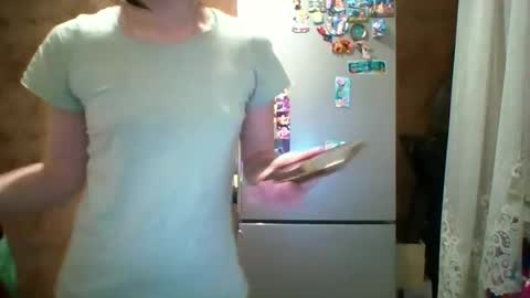 Bella online show from April 2026 08:31:02 PM