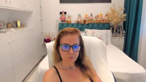 Snapshot of prettyblackeyes chatting on June 2026 07:55:01 AM wilma online show from June 2026 07:55:01 AM