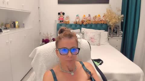 Snapshot of prettyblackeyes chatting on June 2026 06:30:01 PM wilma online show from June 2026 06:30:01 PM