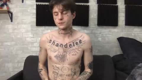 pretty boy online show from February 2025 04:14:01 AM