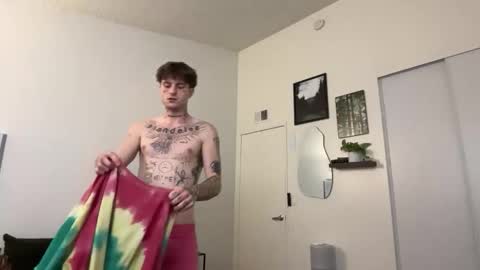 Snapshot of prettyboyszn chatting on May 2026 04:39:02 AM pretty boy online show from May 2026 04:39:02 AM